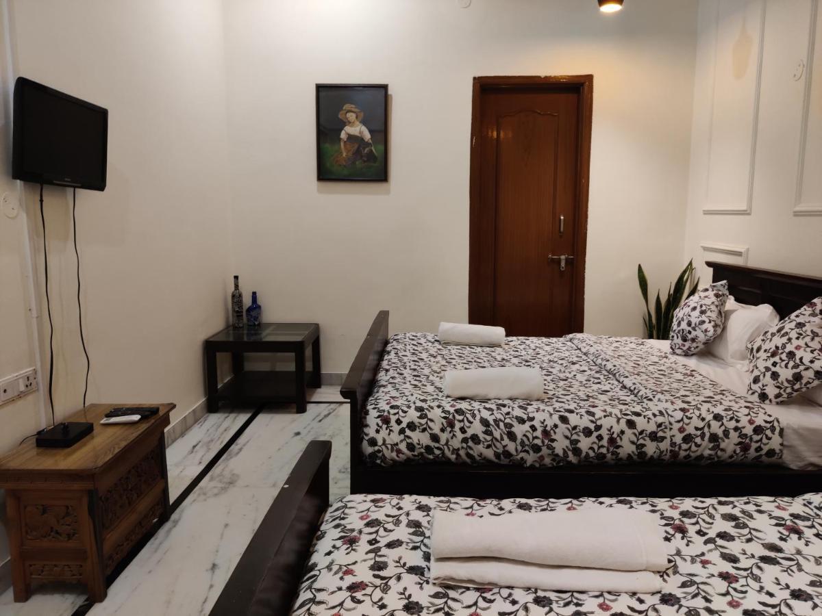 The Karauli Villa By Le Pension Stays Džajpur Exteriér fotografie